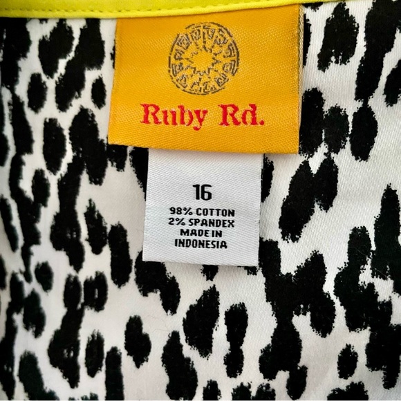 Ruby Rd black and white spotted and striped jacket, women’s size 16 - Picture 3 of 3